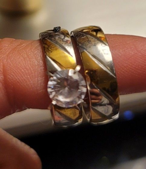 Wedding RIngs Set Like New