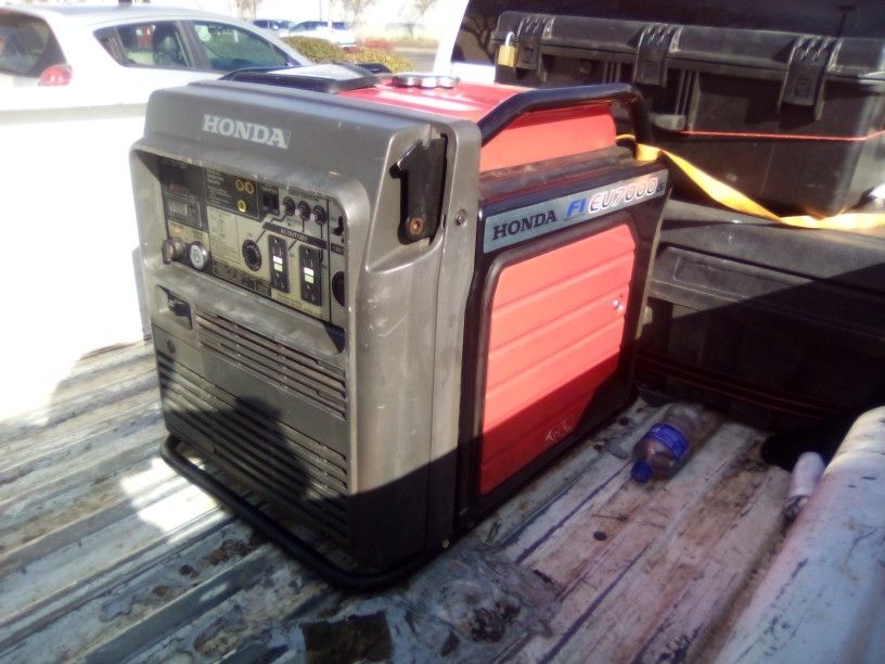 Honda Eu7000is Whisper Generator for Sale in Sacramento, CA OfferUp