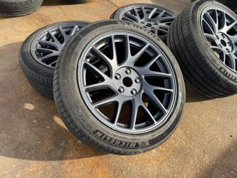FREE DELIVERY 2024 Tesla Model 3 18” Photon Wheels And All Season Michelin GOOD TREAD