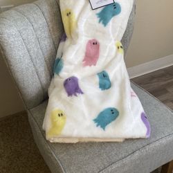 Ghost Blanket