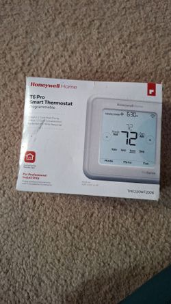 NEW Honeywell Home T6 Pro Smart Wi-Fi Thermostat (TH6220WF2006) - Unopened Box