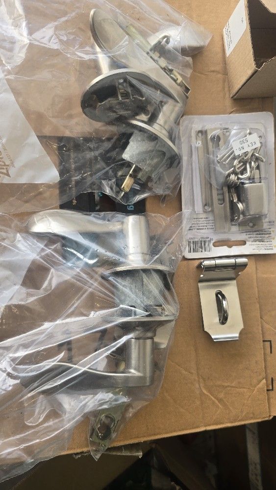 Door Knock, Angle Door Locks