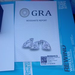 Mens Diamond Ear Studs 