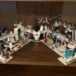 Hoth Eco Base Lego Set