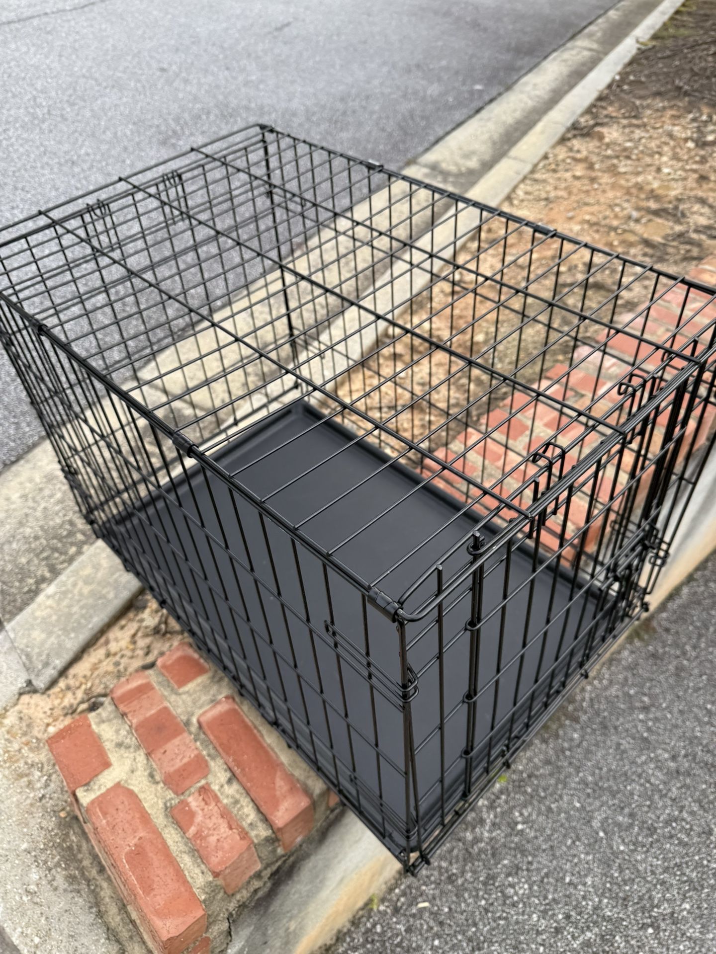34" Folding Dog Cage