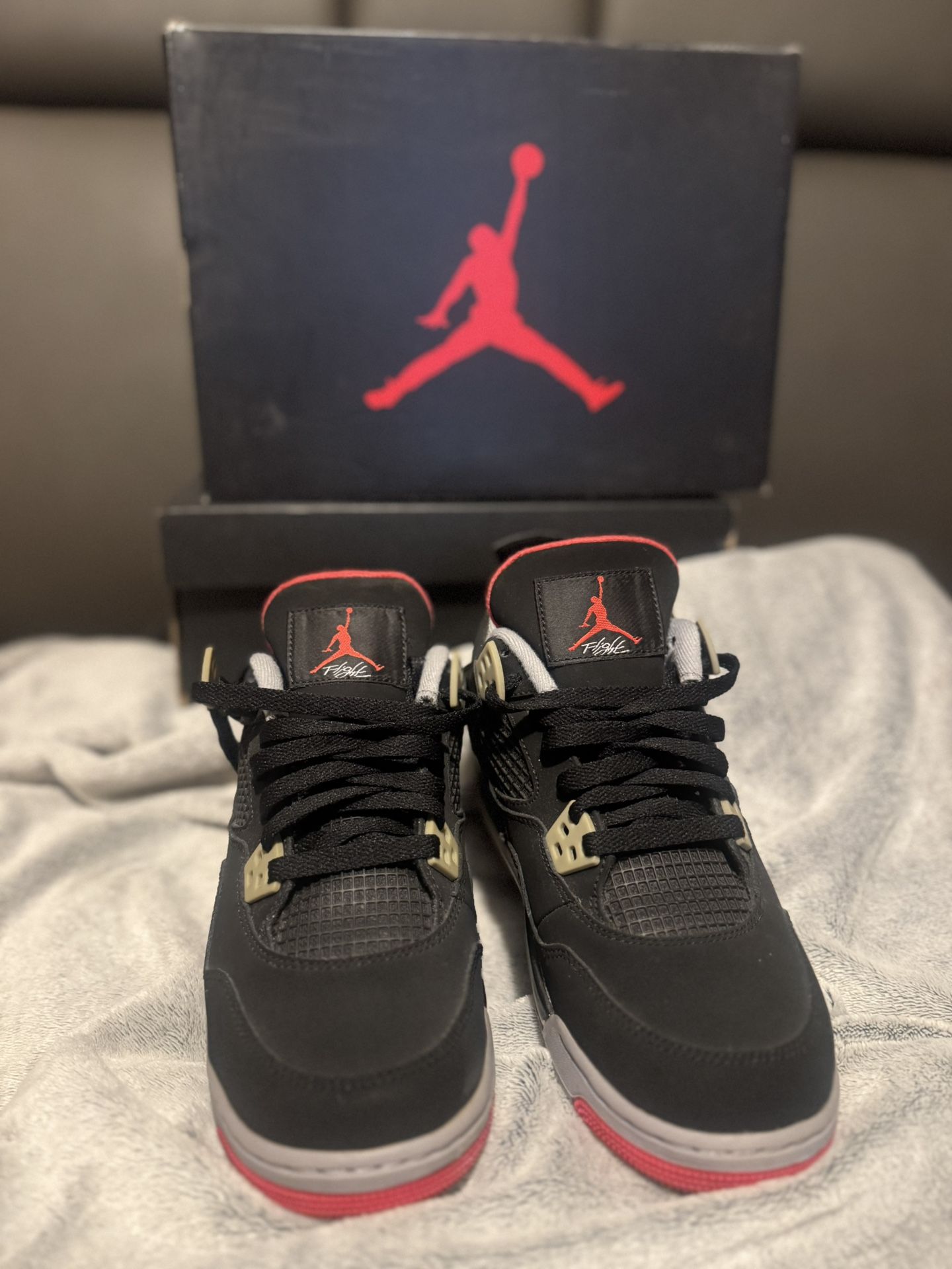 🔥 Air Jordan 4 “Bred” (2012) – Size 7Y / Women’s 8.5 – Brand New – $125 🔥