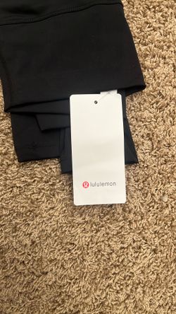 Black Size 6/Large lulu leggings with tags