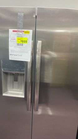 Frigidaire Gallery 22.3 cu ft counter-Depth 36” wide side by side Refrigerator with Ice Maker W STAR Certified -1 year warranty