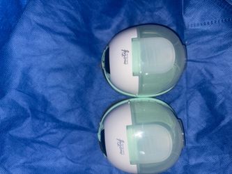 Motif aura glow breast pump