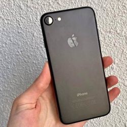 Apple iPhone 7 Unlocked 