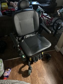 Pride Mobility Medical Electric Scooter