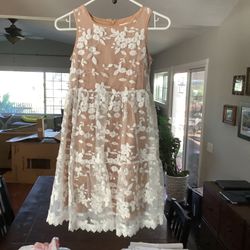 Girls Lace Floral Dress Size 8/10