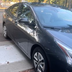 For Sale: 2018 Toyota Prius Two – Reliable Family Hybrid