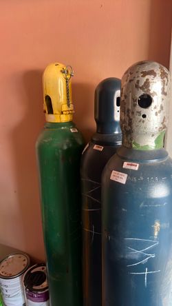 Oxygen bottles, Welding