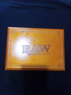 Raw Rolling Papers Wooden Stash Box