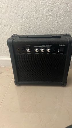 GB-20 Bass guitar amp with cable
