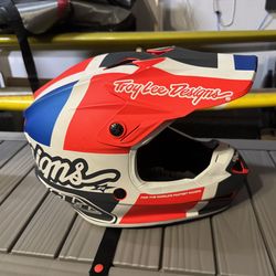 Troy Lee Designs Helmet