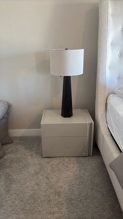 Night stand set x2  and lamps
