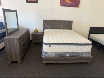 Queen bedroom set