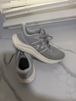 New balance  women