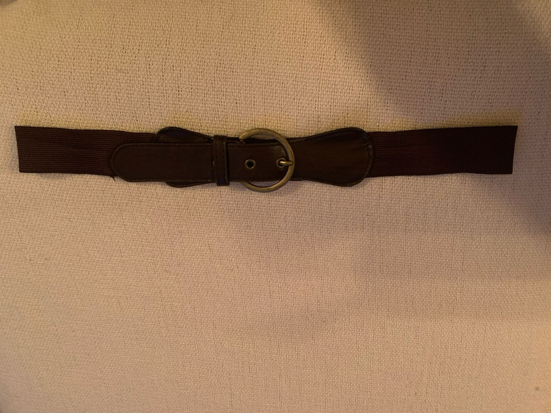 Brown stretchy belt