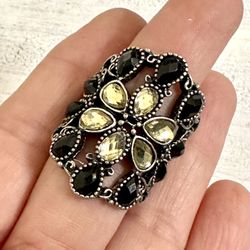 Black And Green Rhinestone Ring 