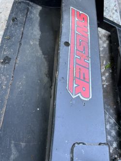 Swisher Bucket With  A Mount 