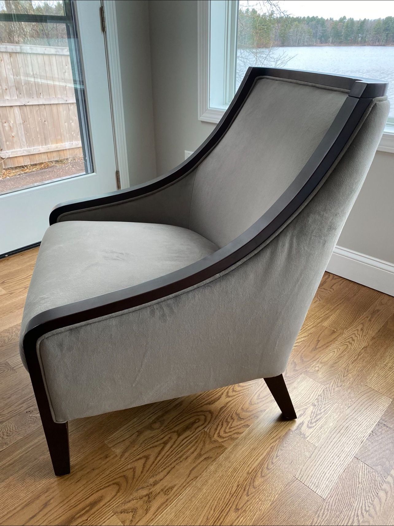 Traditional Accent Chair With Exposed Wood