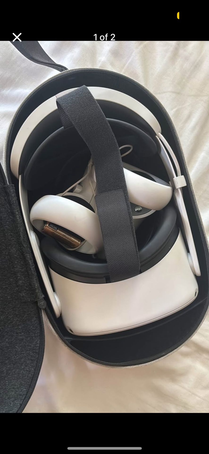 Meta Quest 2 With Carry case And Anker And Rechargeable Battery For The Controller