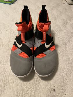 Nike Lebron Basketball Shoe Size 14