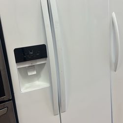 Whirlpool French Doors Refrigerator 