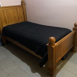 Twin bedroom set $140