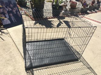Large/extra large dog crate / jaula transportadora para perros grande /extra grande $65.00 obo