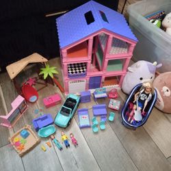 Dollhouse With Accessories And More 