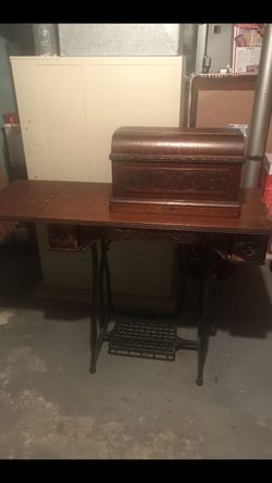 1900’s Wheeler and Wilson Sewing Machine