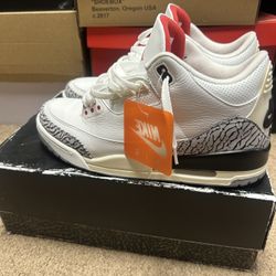 Jordan 3 “White cement” Size 11