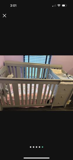 5 In 1 Baby Crib