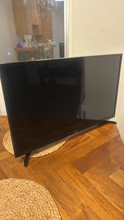 TVSamsung 32" 1080p Full HD Smart LED TV (Model: UN32N5300)