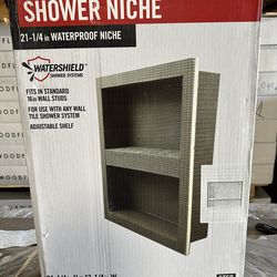 Shower niche