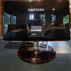 Free Samsung monitor

