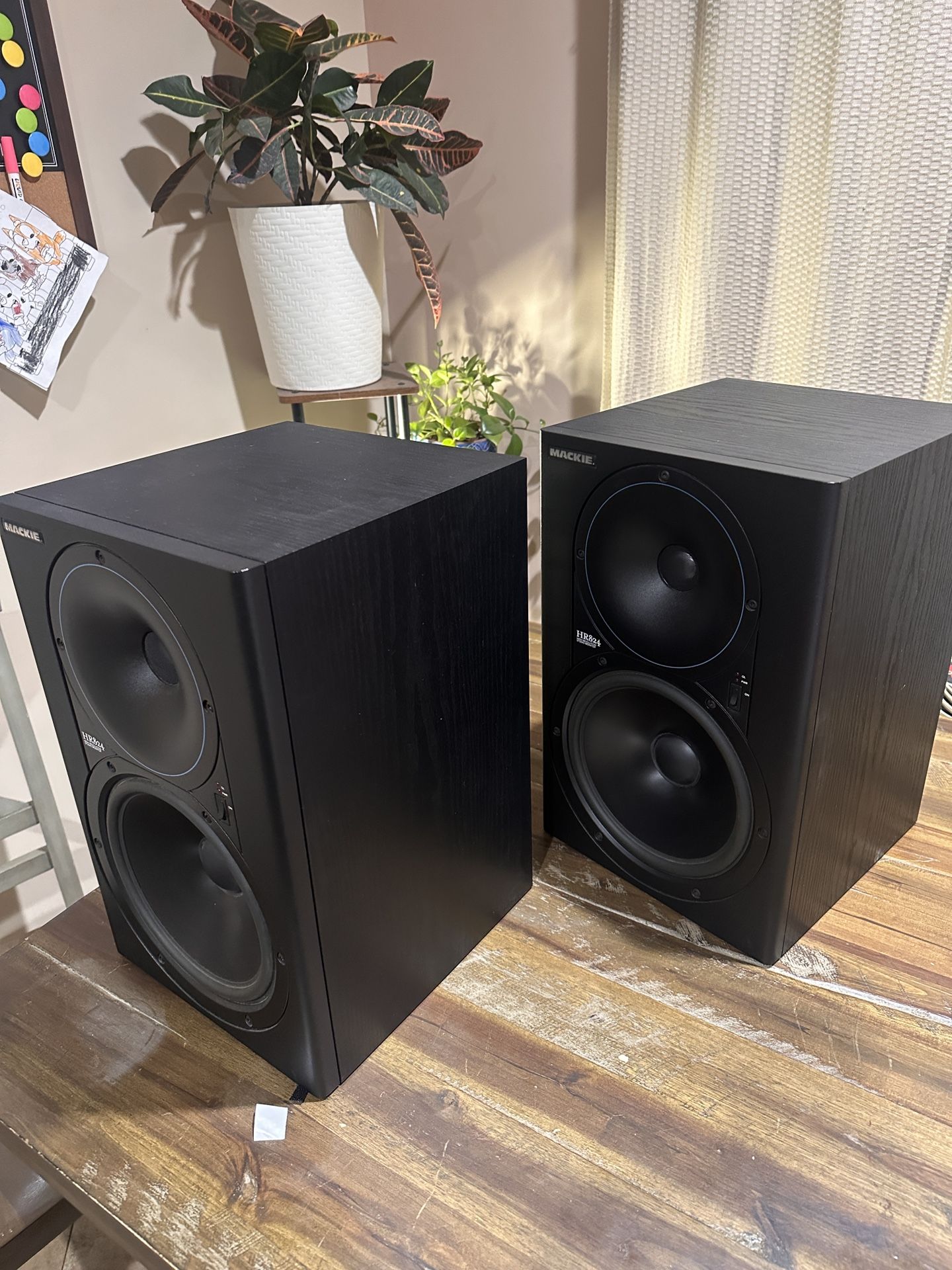 Mackie HR 824 Made Is USA!