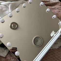 Vanity Mirror 