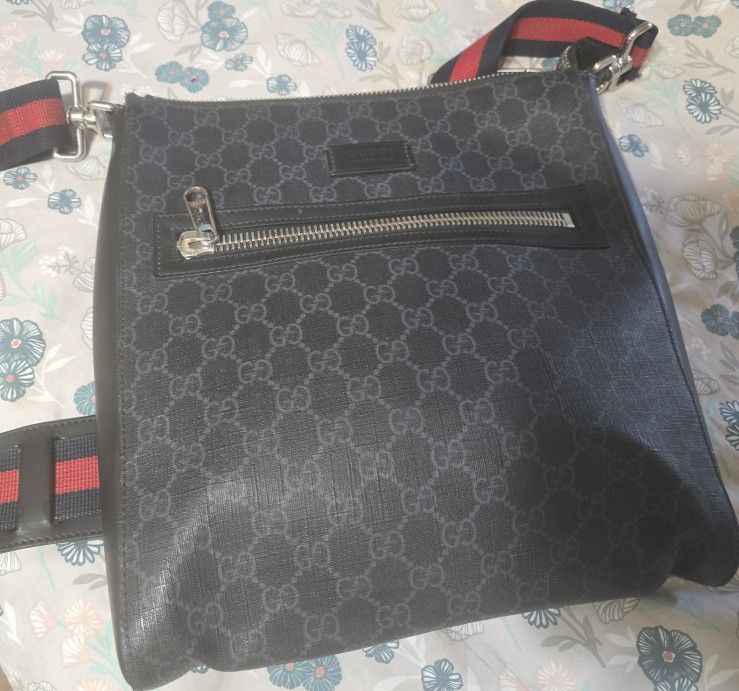 Gucci Men Purse