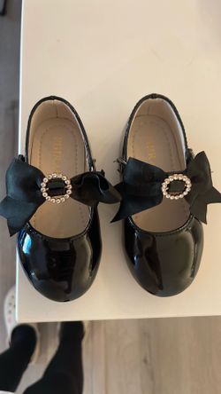 Toddler girl black dress shoes