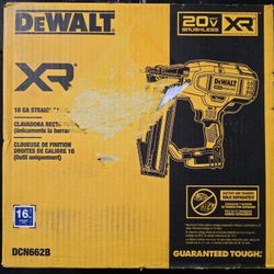 DeWalt 20Volt XR 16° Gauge Straight Finish Nailer 