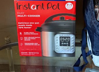 Instant Pot Duo 6-Qt 7-in-1 Multi-Cooker – New in Box