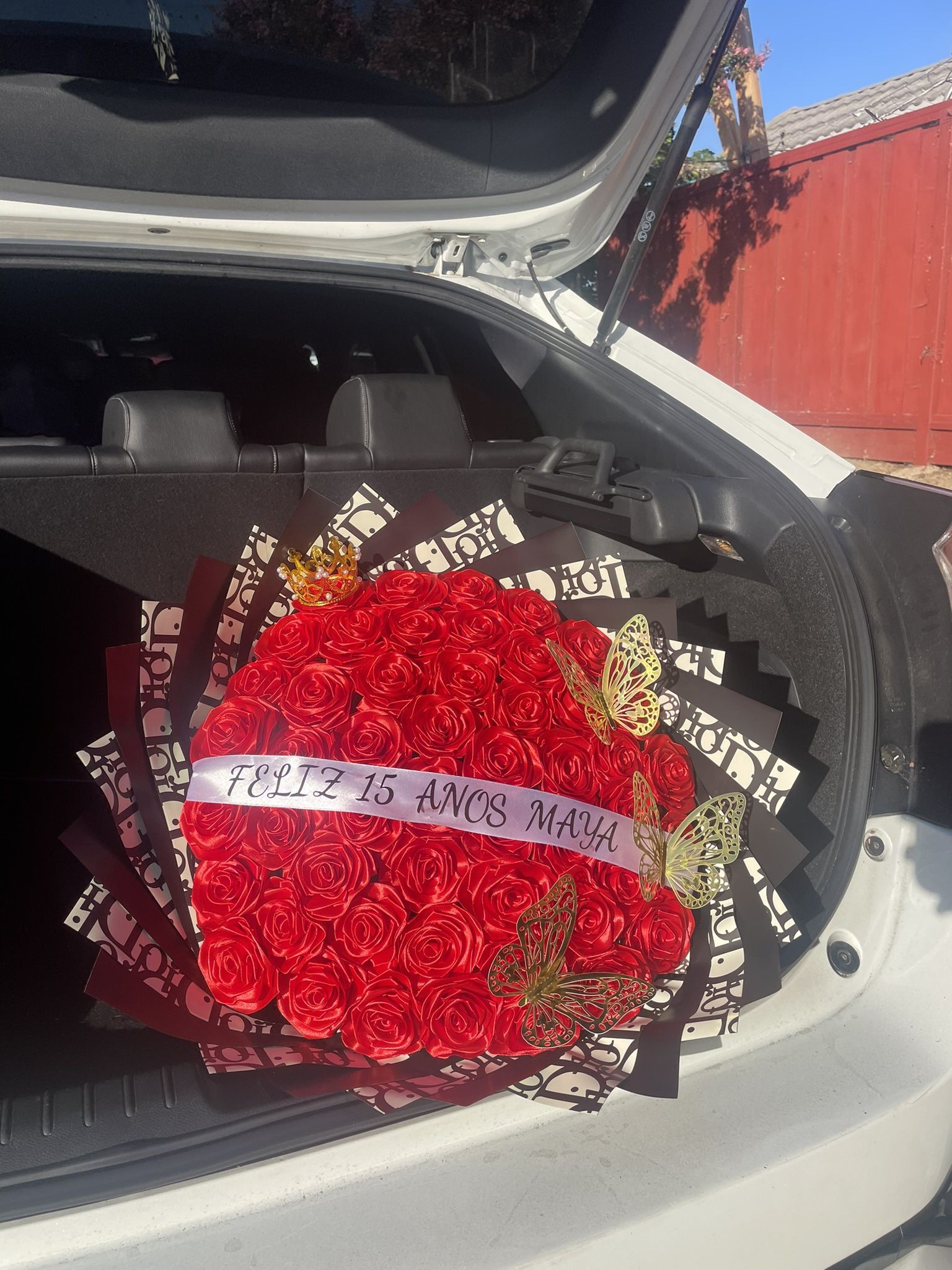 Eternal/ribbon roses Bouquets 