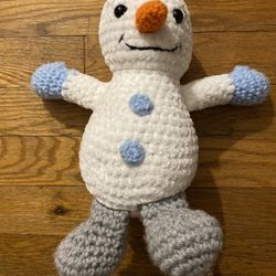 Crochet snowman plush stuffed animal blue mittens
