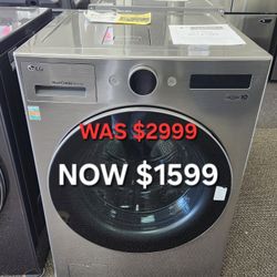 Ventless Washer/Dryer Combo LG
WashCombo All-in-One 5.0 cu. ft.
Mega Capacity with Inverter
HeatPump Technology and Direct
Drive Motor