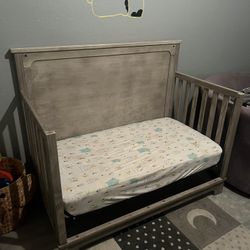 Baby Crib For New Born To Toddler